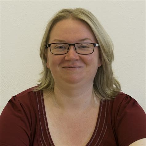 14 hours ago · justin timberlake has posted an emotional tribute for his former backup singer nicole hurst, who died recently. Hurst | APOLLON: Stimmen & Geschichten