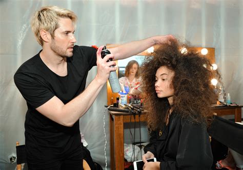 9 things you should never say to your hairstylist according to celebrity hair pros