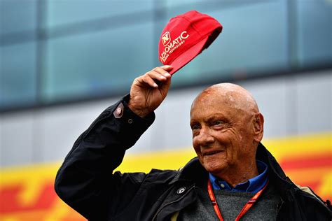 Er wurde 70 jahre alt. Niki Lauda wird im Wiener Stephansdom öffentlich ...
