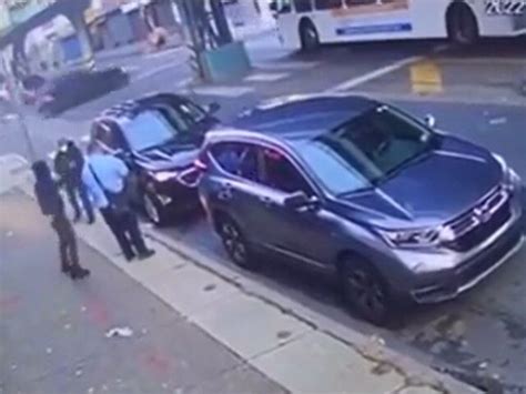 Video Philly Police Release Footage Of Ppa Worker Shot From Behind