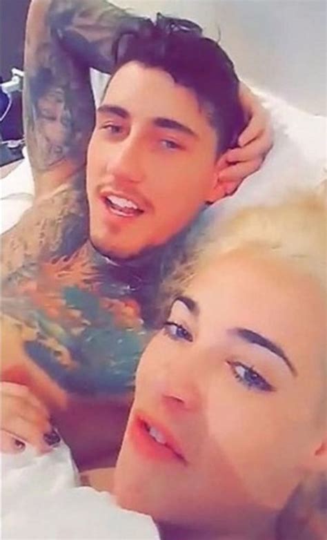 Stephanie Davis And Jeremy Mcconnell Are On After Irish Hunk Jets Out