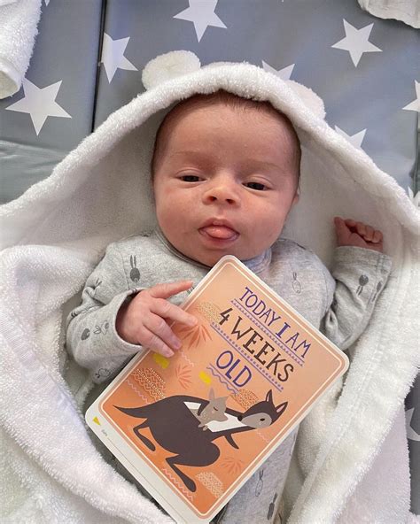 Dani Dyer Celebrates Baby Santiagos One Month Birthday With Adorable