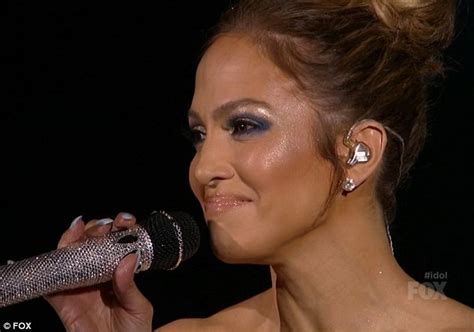 Jennifer Lopez Is A Princess Singing Fell The Light On American Ideal