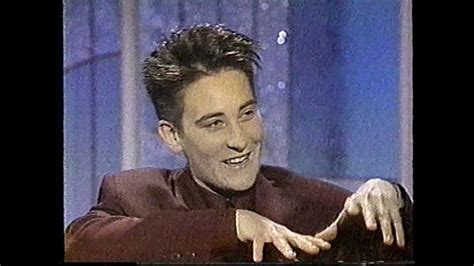 K D Lang Interview On Sexuality Arsenio Hall 2 23 90 Part 2 Of 2 Acordes Chordify