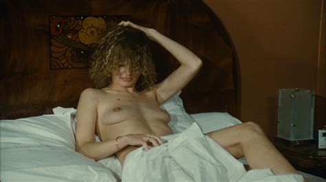 Nude Video Celebs Dalila Di Lazzaro Nude Hommes A Abattre