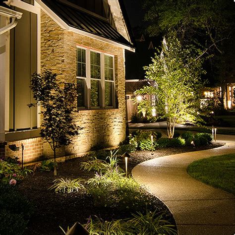 60 Adorable Front Yard Lighting Ideas For Your Summer Night Vibe