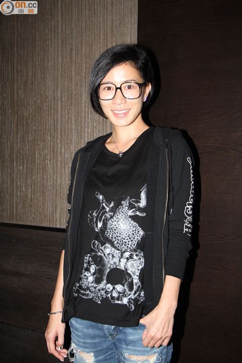 Actress charmaine sheh(佘詩曼) attended a hotel opening earlier today. 佘詩曼自爆投資食肆損手：成日唔收錢 - 東網即時