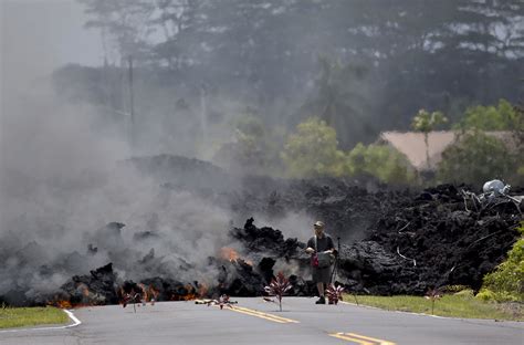 Photos Hawaii Volcano Kilauea Cuts Slow Moving Path Of Destruction