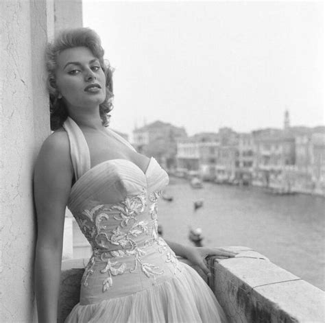 Vintage Bombshell Sophia Loren Turns 83 Years Old Houston Chronicle