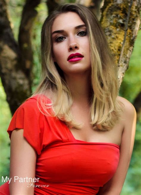 Online Dating Site To Meet Single Ukraine Women Looking For Men