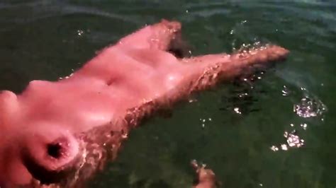 Swimming Naked Eporner