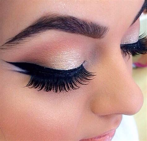 20 Gorgeous Eye Makeup Ideas Musely