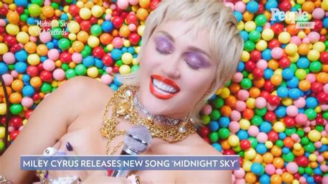 Miley Cyrus Drops Single Midnight Sky And Self Directed Video Hours After Cody Simpson Split News