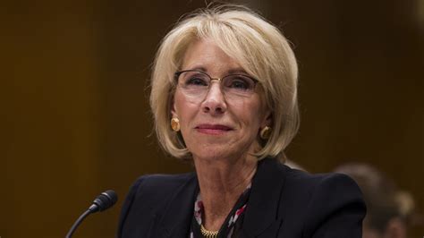 47 States Urge Betsy Devos To Forgive Disabled Veterans Student Loan
