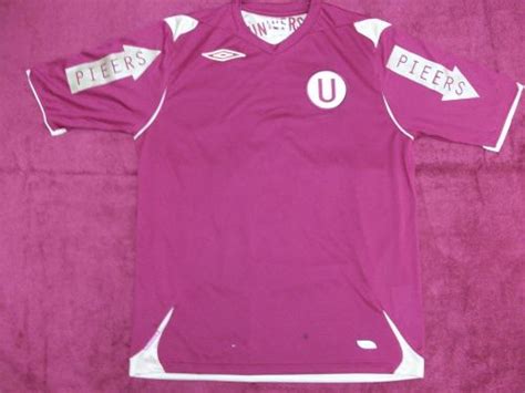 Universitario Kit History Football Kit Archive