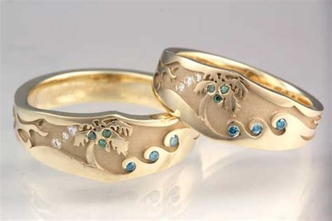 Https://tommynaija.com/wedding/beach Themed Wedding Ring Set