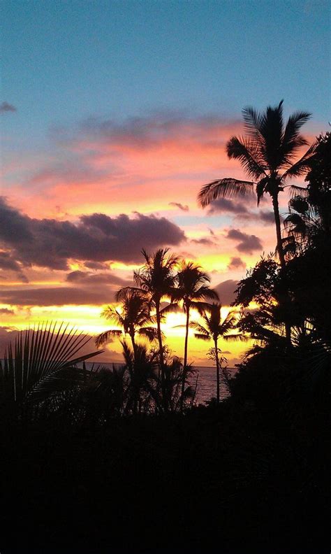Sunset In Maui By Lighten14 On Deviantart Amazing Sunsets Hawaii