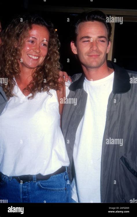 Beverly Hills California Usa Rd April Actor Luke Perry And Wife