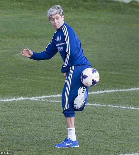 One Direction Star Niall Horan Trains With Chelsea After Undergoing