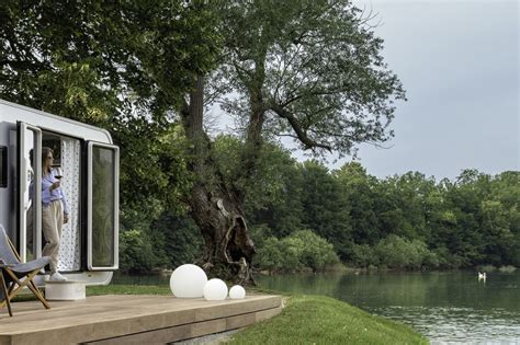 This Ultimate Tiny Home Finds Luxury In Simplicity While Traveling With