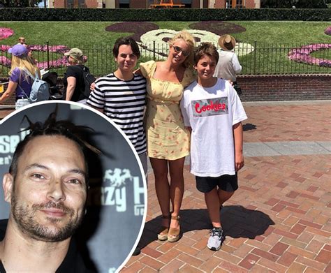 Britney spears posted a picture of her sons sean preston federline and jayden james federline from their trip in march 2020, jayden shared private details about the family on an instagram live why did britney spears lose custody of her kids? Chaotic's Back??? K-Fed Lands Reality Show With New GF ...