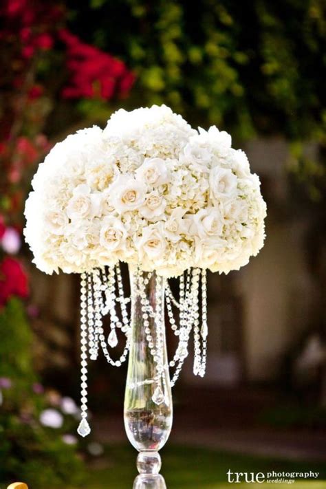 20 Pearl Wedding Ideas Tastefully Add Pearls To Your Wedding