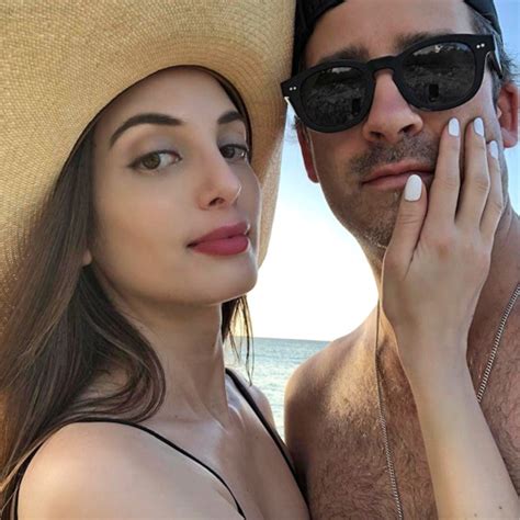 Alexa Ray Joel Is Engaged See Her Giant Diamond Ring E Online Uk