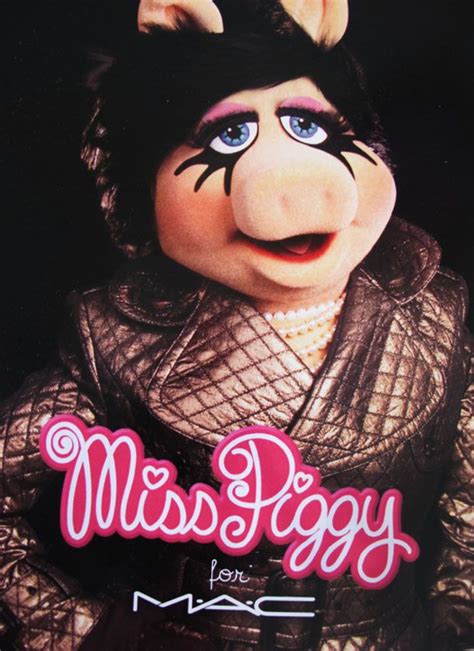 15 Undeniable Style And Beauty Lessons From Miss Piggy Miss Piggy