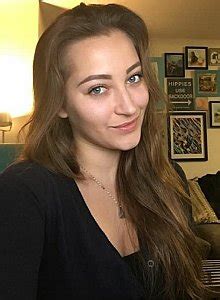 Dani Daniels Her Photos Are Used For Romance Scam