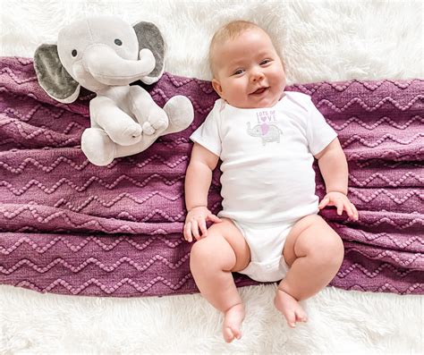 12 Cute Monthly Baby Girl Photo Ideas Another Mommy Blogger