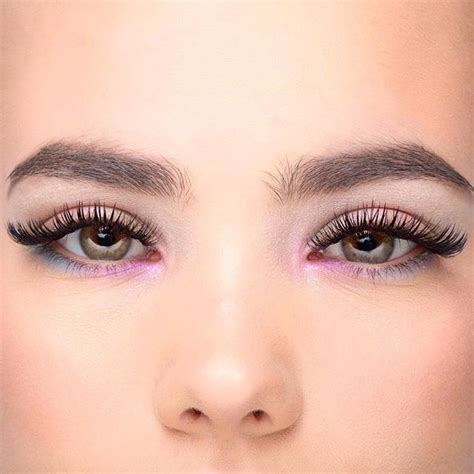 Could These Lashes Be More Perfect This Cat Eye Look Elongates Her
