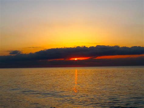 Stunning sunrise in the Bahamas | Sunrise, Natural world, Sunset