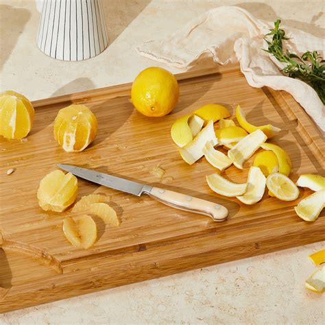 The Secret To Keeping Lemons Fresher Longer In 2020 Food 52 Storing