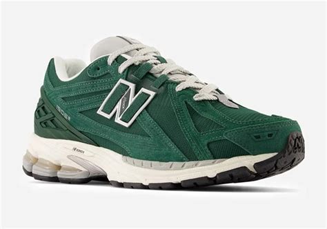 New Balance 1906r Green Suede M1906rx