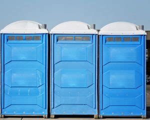 If you will need to keep the porta potty on site for an extended period of time, the price comes down significantly to $250 to $400 per month depending on how often the unit needs. Porta Potty Rentals | Folsom, CA | Sacramento Porta Potty