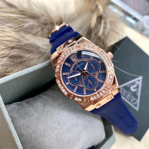 Jual jam tangan wanita koleksi jam tangan berbagai model, merk terbaru dengan harga termurah original dan bergaransi resmi hanya di jamtangan.com. Guess jam tangan wanita trending | Shopee Malaysia