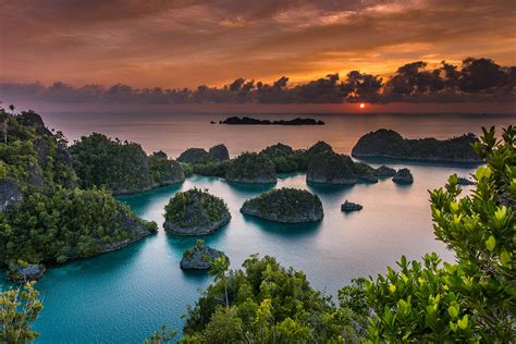 7 Destinasi Wisata Di Pulau Papua Yang Indahnya Tiada Dua Indonesia