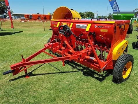 2020 Agromaster Bm 18 Ssb Single Disc Seed Drill Small Seed Box 33m For Sale