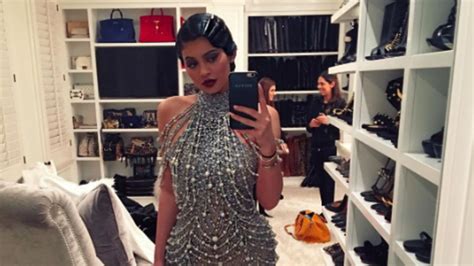 see the dazzling gatsby inspired costumes kris jenner and her daughters wore to her 2 million