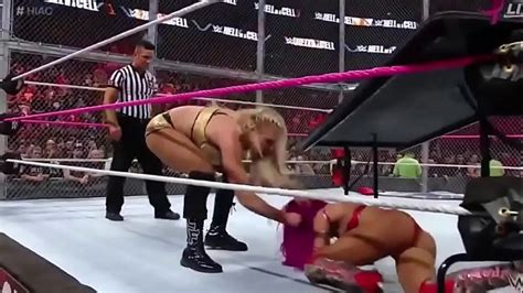 Sasha Banks Hot Ass Wwe Hell In A Cell 2016