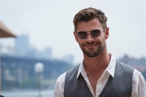 An Accessory To Steal Coolest Shades Collection Of Chris Hemsworth To