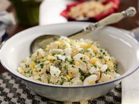 Best Creamy Horseradish Potato Salad Recipes