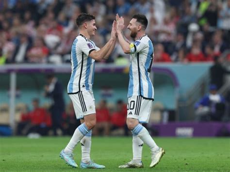 Lionel Messi And Julian Alvarez Fire Argentina Past Croatia Into World