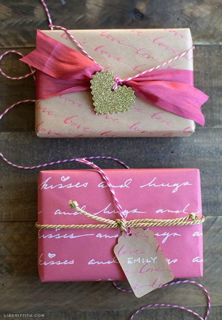 Yes, a little extra thought into gift packing can truly add to the sentiment attached to your gift. Creative Gift Wrapping Ideas to Make Your Gifts Special ...