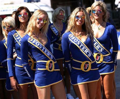 beautiful pit girls of formula one 59 pics