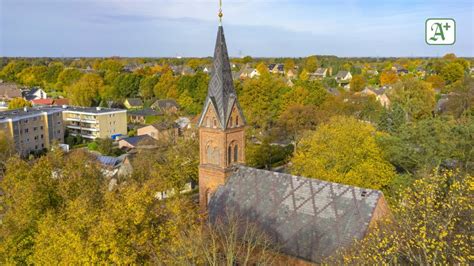 Trotz umfangreicher bemühungen lässt sich das leider. In Henstedt-Ulzburg wird die Erlöserkirche saniert ...