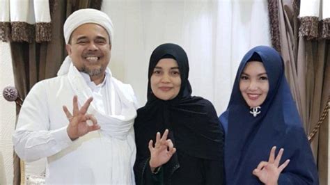 Profil Syarifah Najwa Shihab Putri Habib Rizieq Shihab Yang Akan Menikah Hingga Nama Calon
