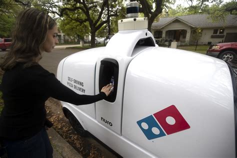 Do You Still Have To Tip Dominos To Use Autonomous Nuro R2 To Deliver