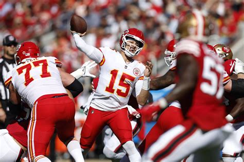 Patrick Mahomes 3 Tds Lead Chiefs Past 49ers 44 23 Seattle Sports