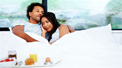 As a couple who has never been to couple's therapy before, we were excited about the lessons chosen for us. 5 things happily married couples do before going to bed ...
